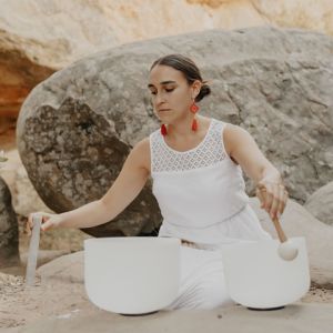 Christine Fronterotta - Sound Healer, Reiki and Yoga